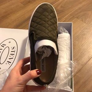 Steve Madden Women's Ecentrcqt slip on sneakers